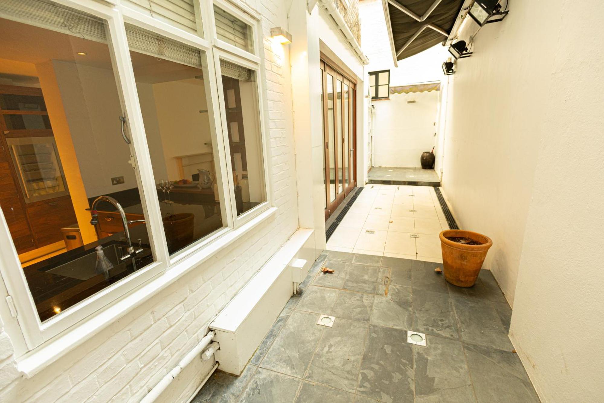 2Bedroom Gem In The Heart Of Kensington Londres Extérieur photo